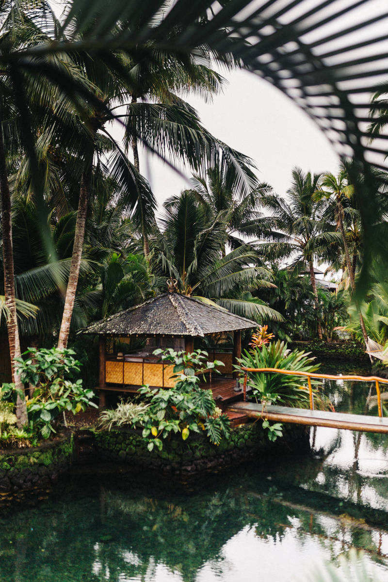 AMD Ryzen 9 7900X Review: Zen 4 Has a Pricing Problem AMD Ryzen 9 7900X Review: Zen 4 Has a Pricing Problem